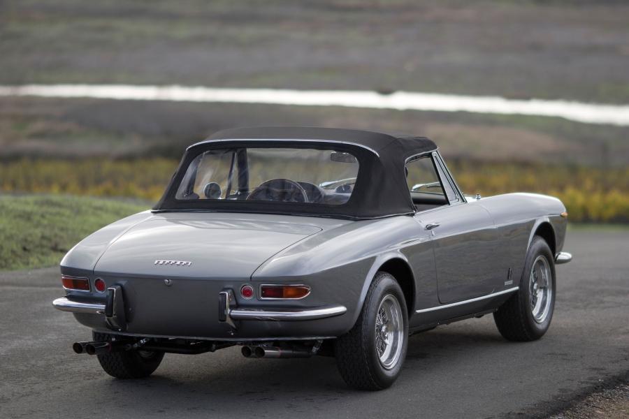  Ferrari 365 GTS 1969 года  (фото 15 из 18)